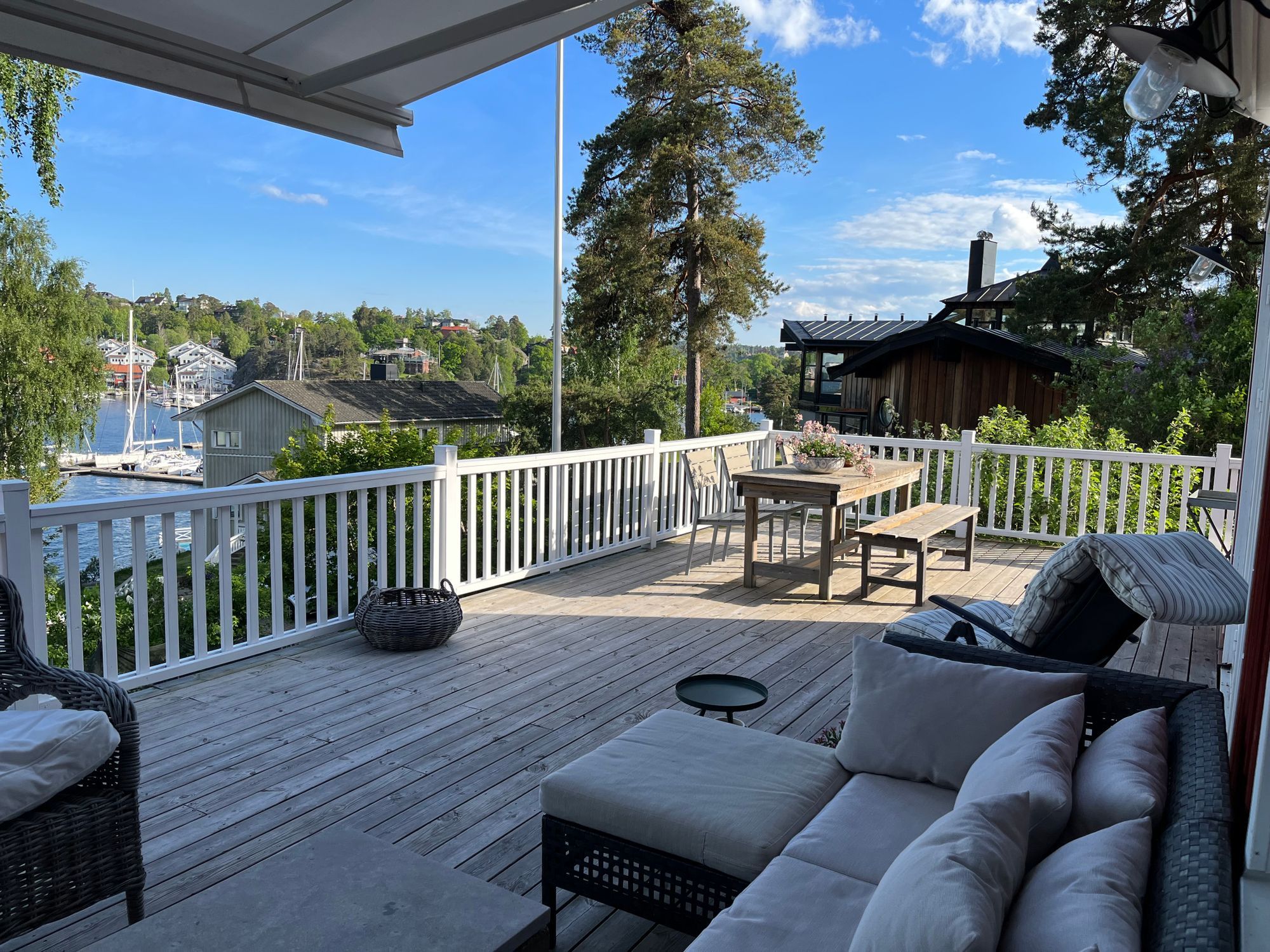Villa med sjöutsikt i Saltsjöbaden, Skärgården – bild 3 av 13