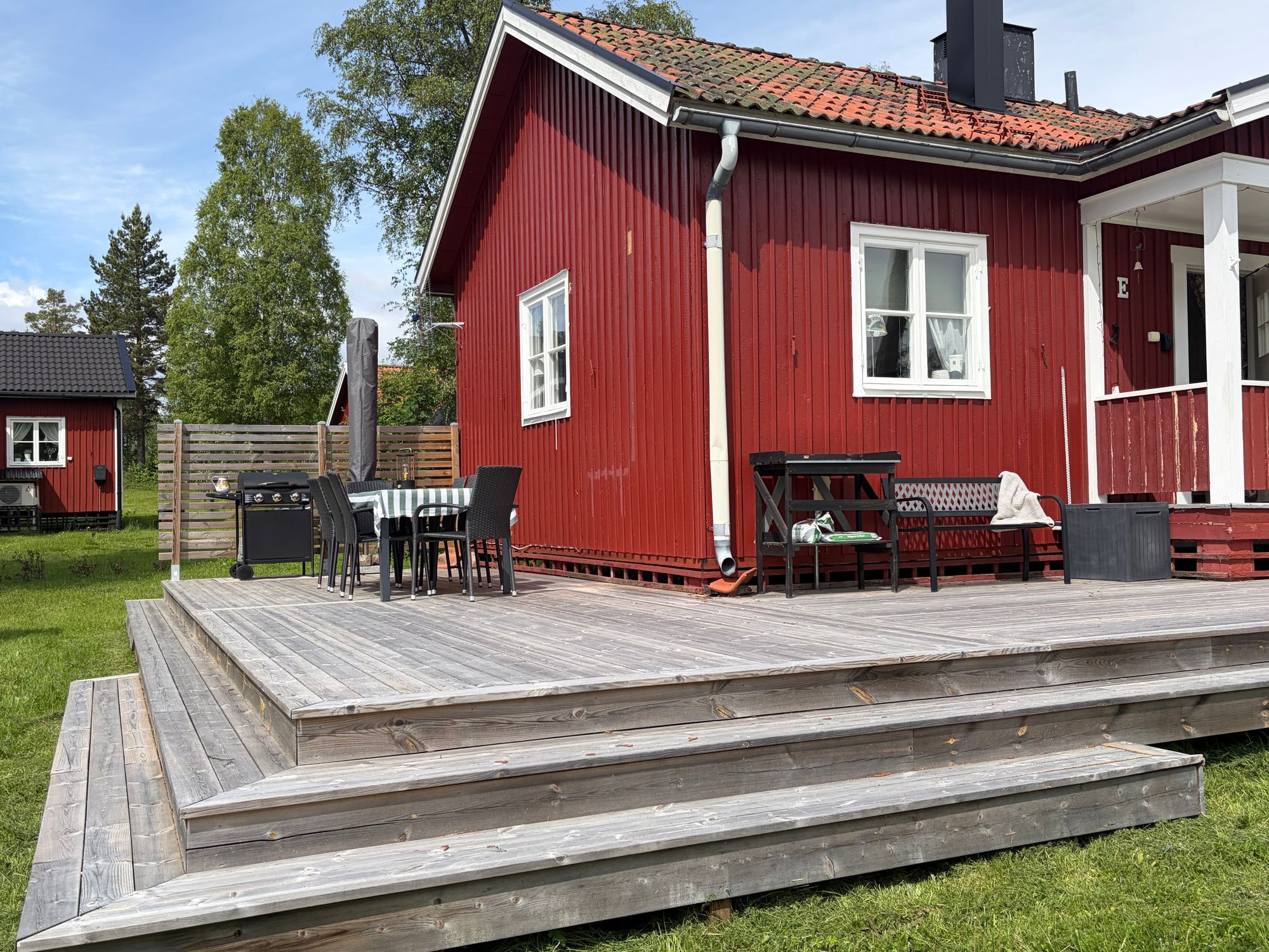 Hemtrevlig stuga i Bäcka, Orsa – bild 2 av 20