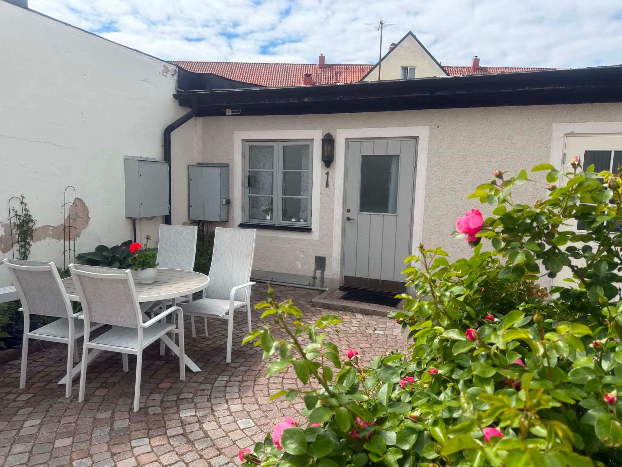 Trevlig lägenhet innanför ringmuren i Visby – bild 4 av 13