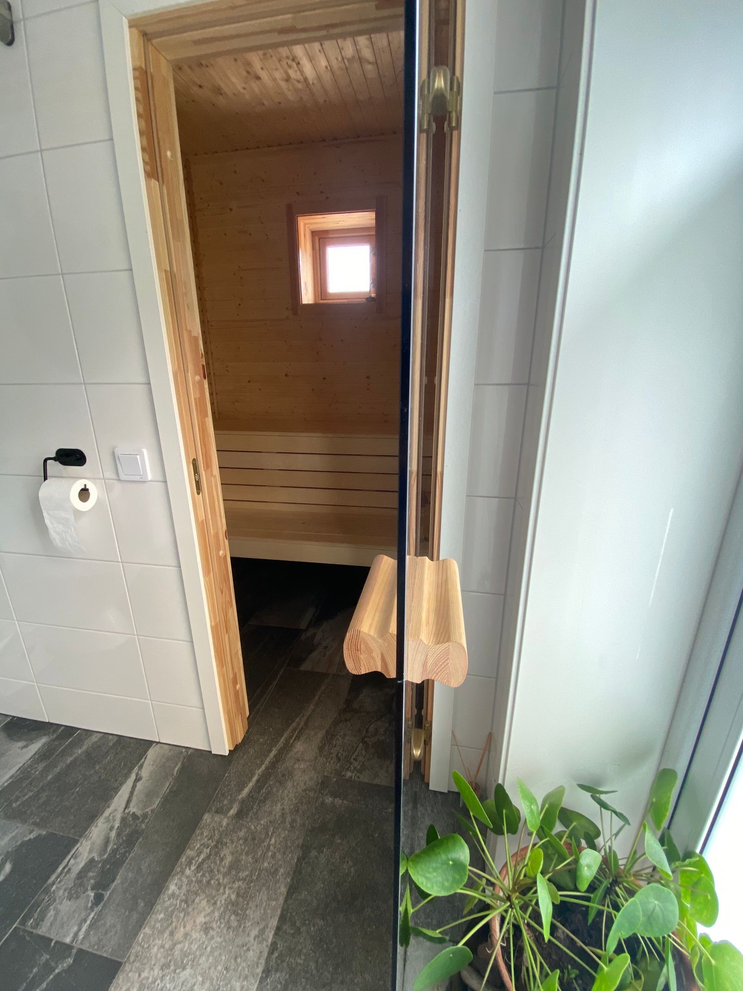 Fantastiskt hus med pool i världsarvet Höga Kusten – bild 15 av 24