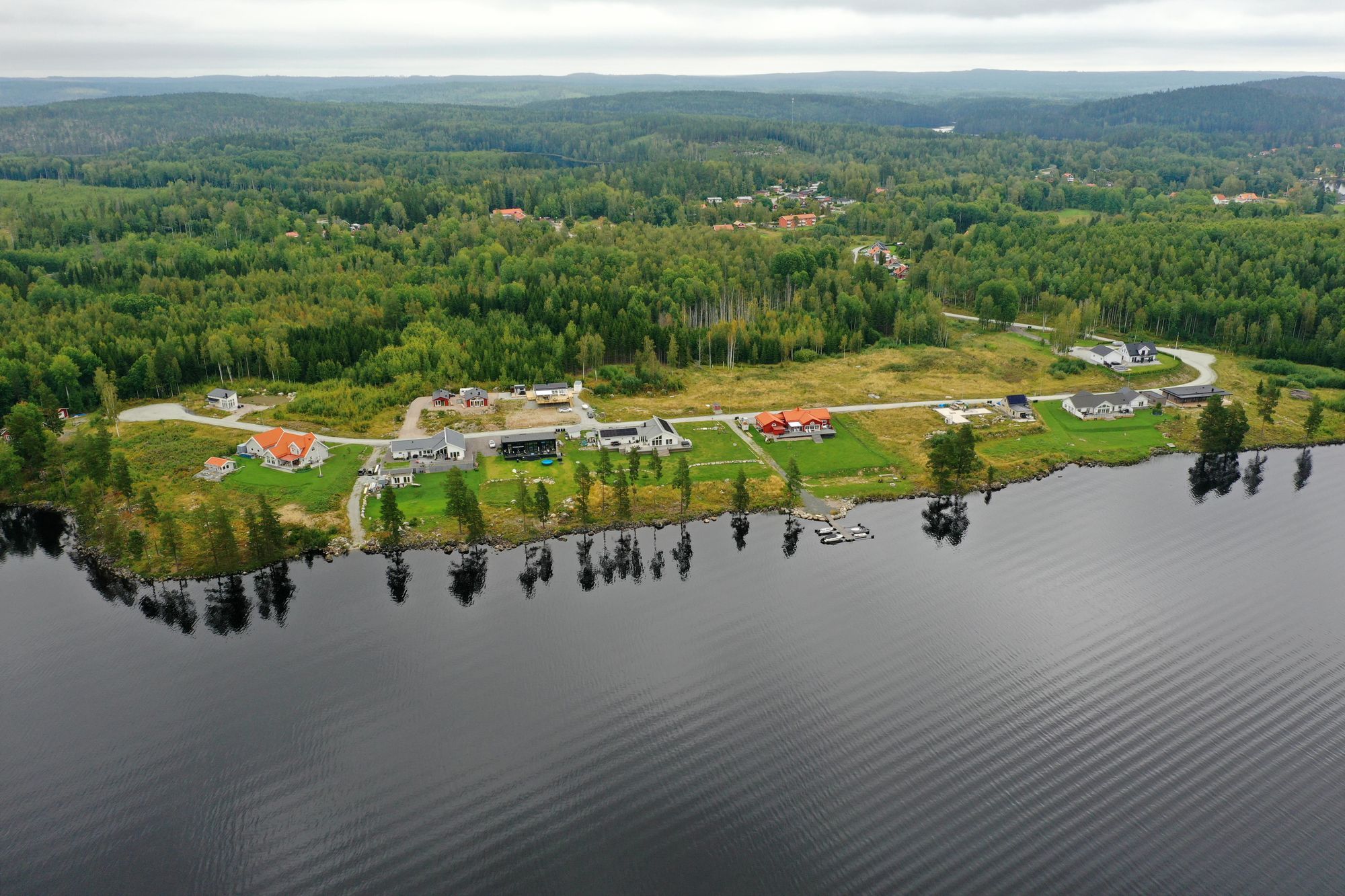 Modern Stuga med sjöutsikt, spa anläggning – bild 13 av 24