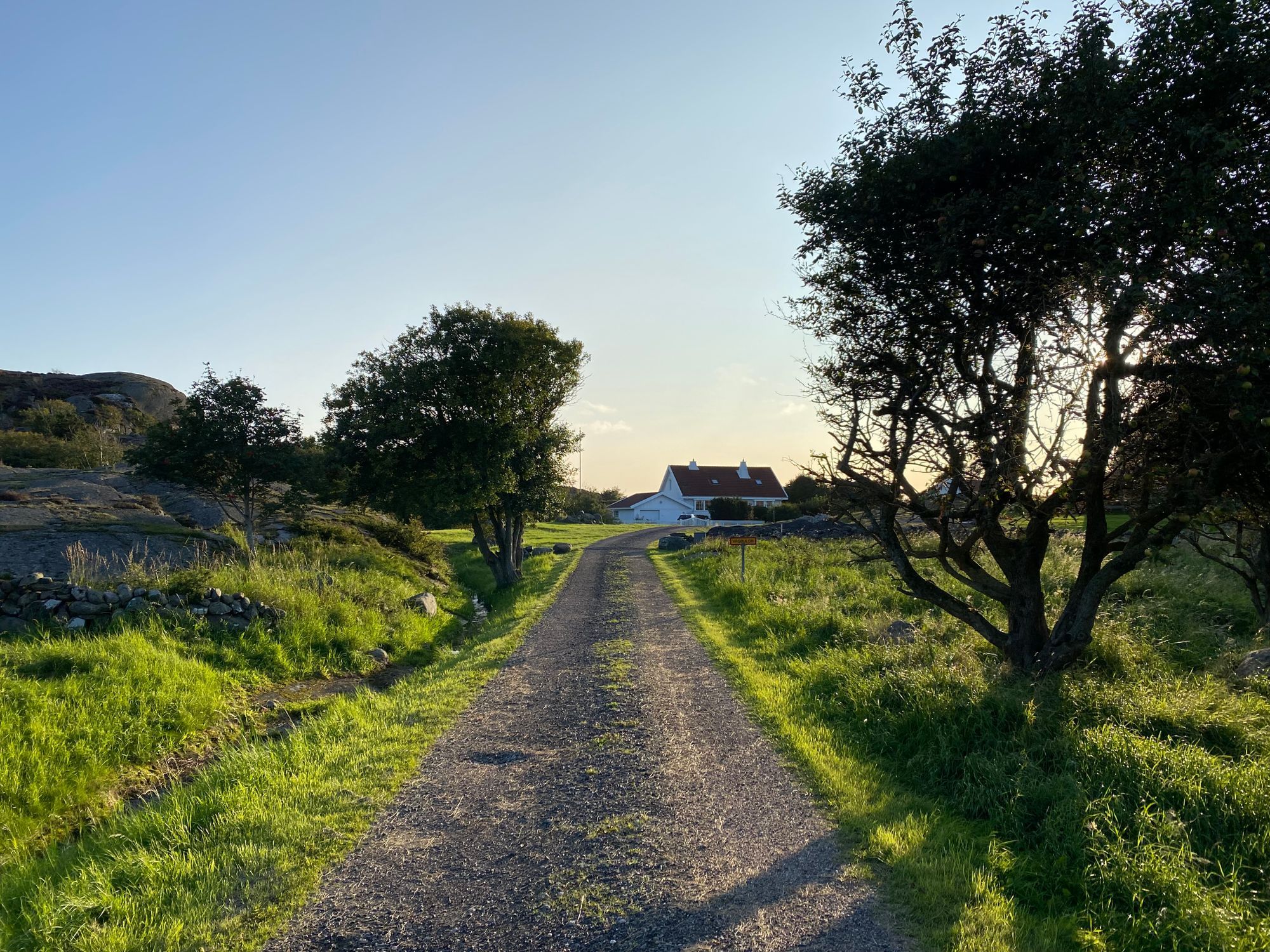 Västkustvilla på vackra Björholmen – bild 10 av 12