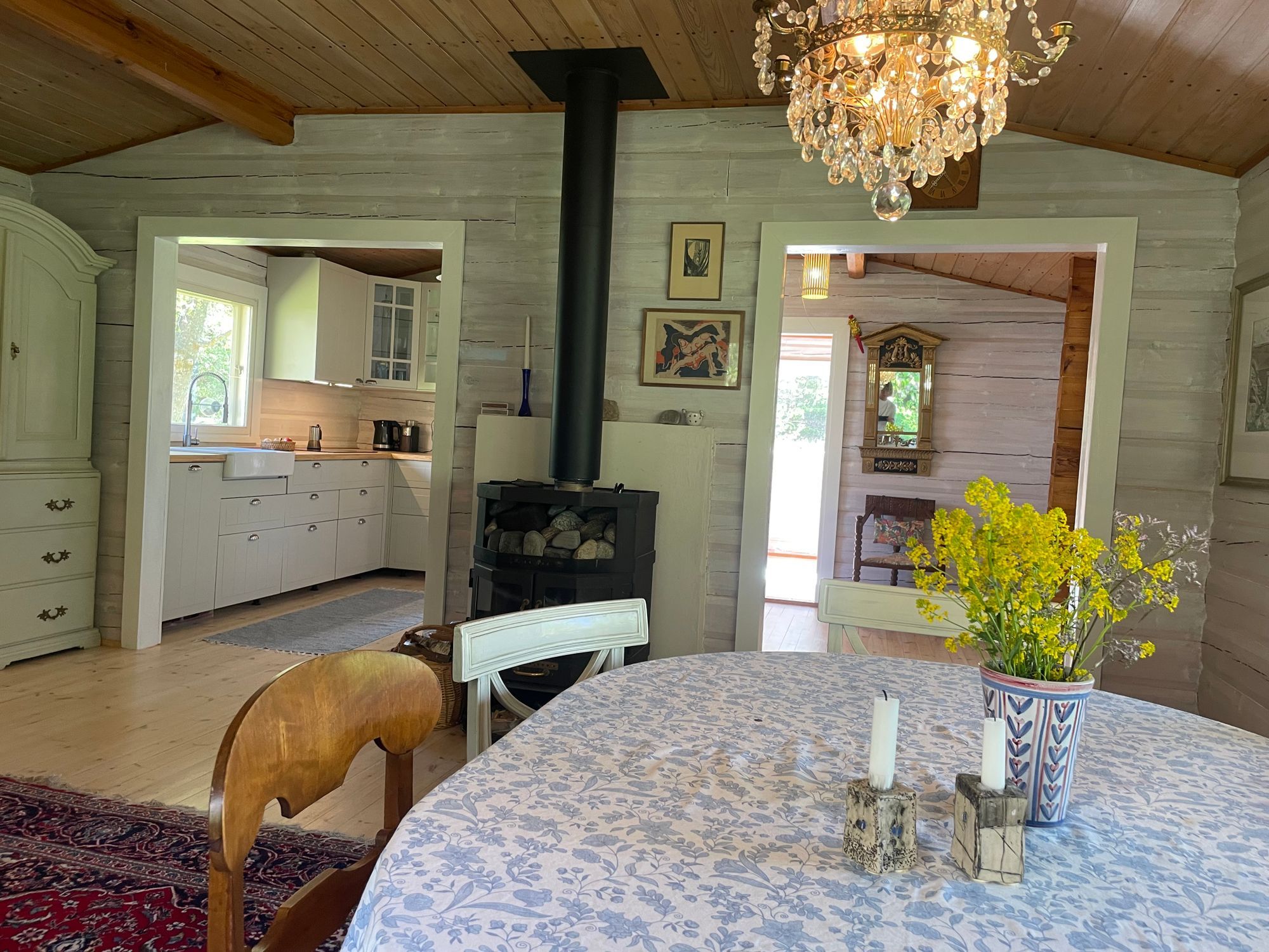 Havsnära sommarhus på Tjörn – bild 4 av 19