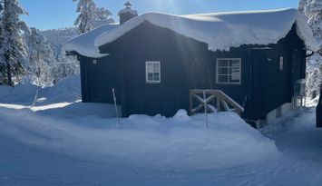 Stuga mellan Högfjällshotellet och Tandådalen