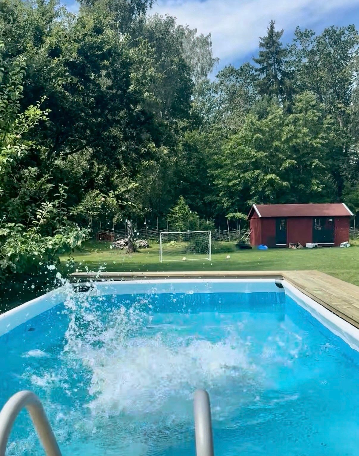 Stort hus i härlig Mälby – bild 2 av 22