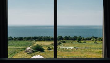 Hus vid havet 1 mil norr om Visby med utsikt