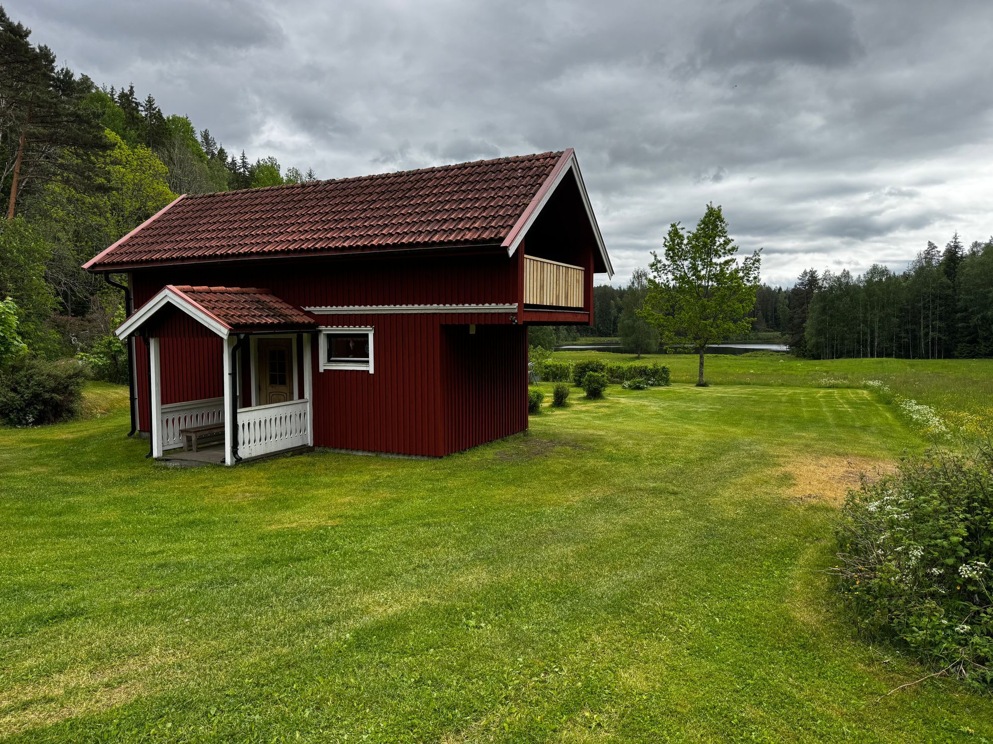 Avskild stuga i vacker vildmark  |SE18032 – bild 9 av 14