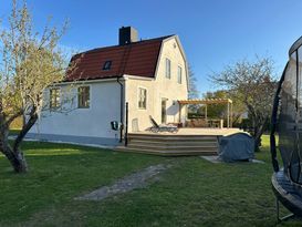 Central familjevänlig villa i Visby