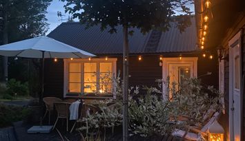 Stuga på Rådmansö med ny vedeldad bastu