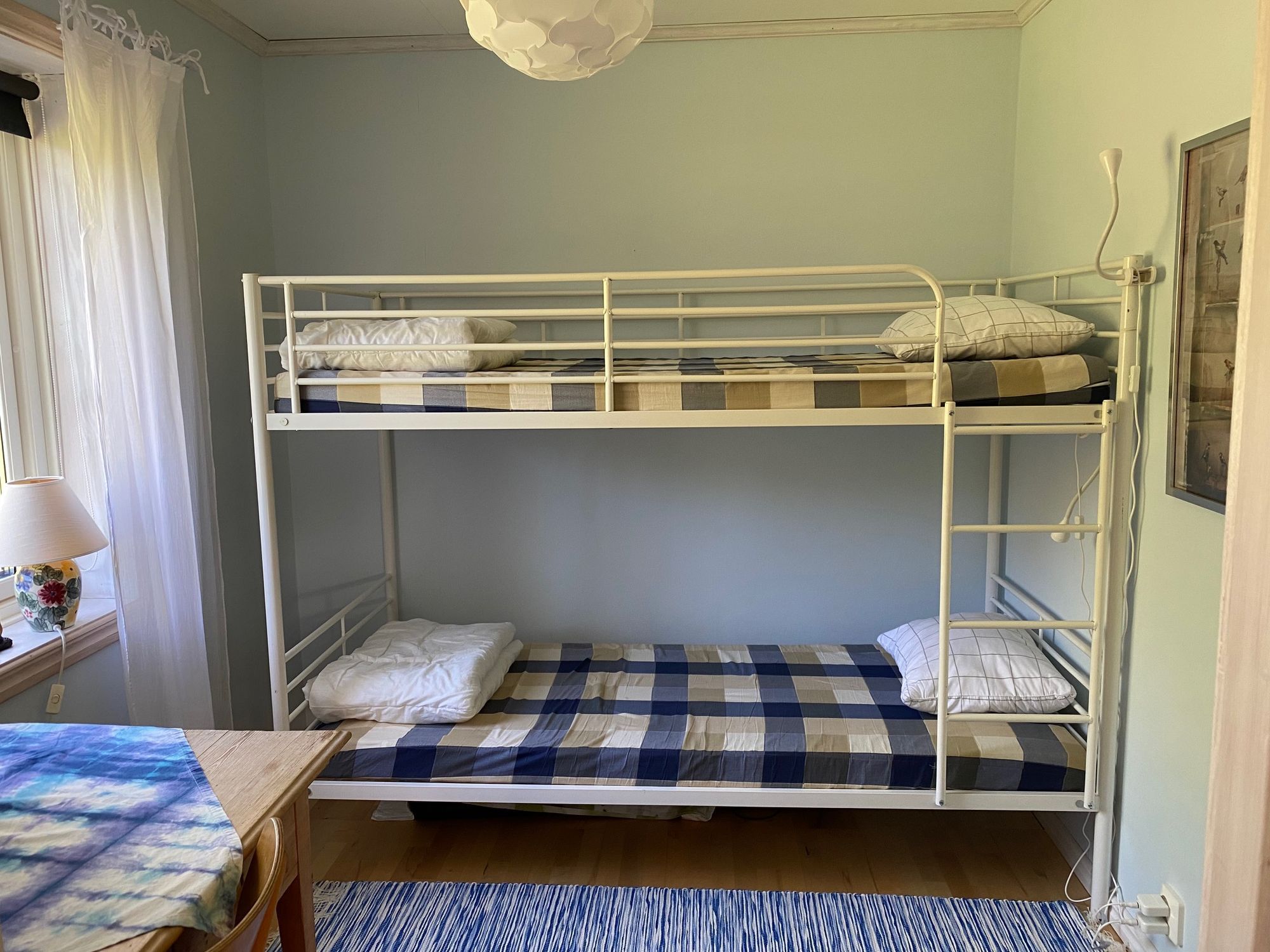 Havsnära lantligt hus på Tjörn – bild 10 av 14