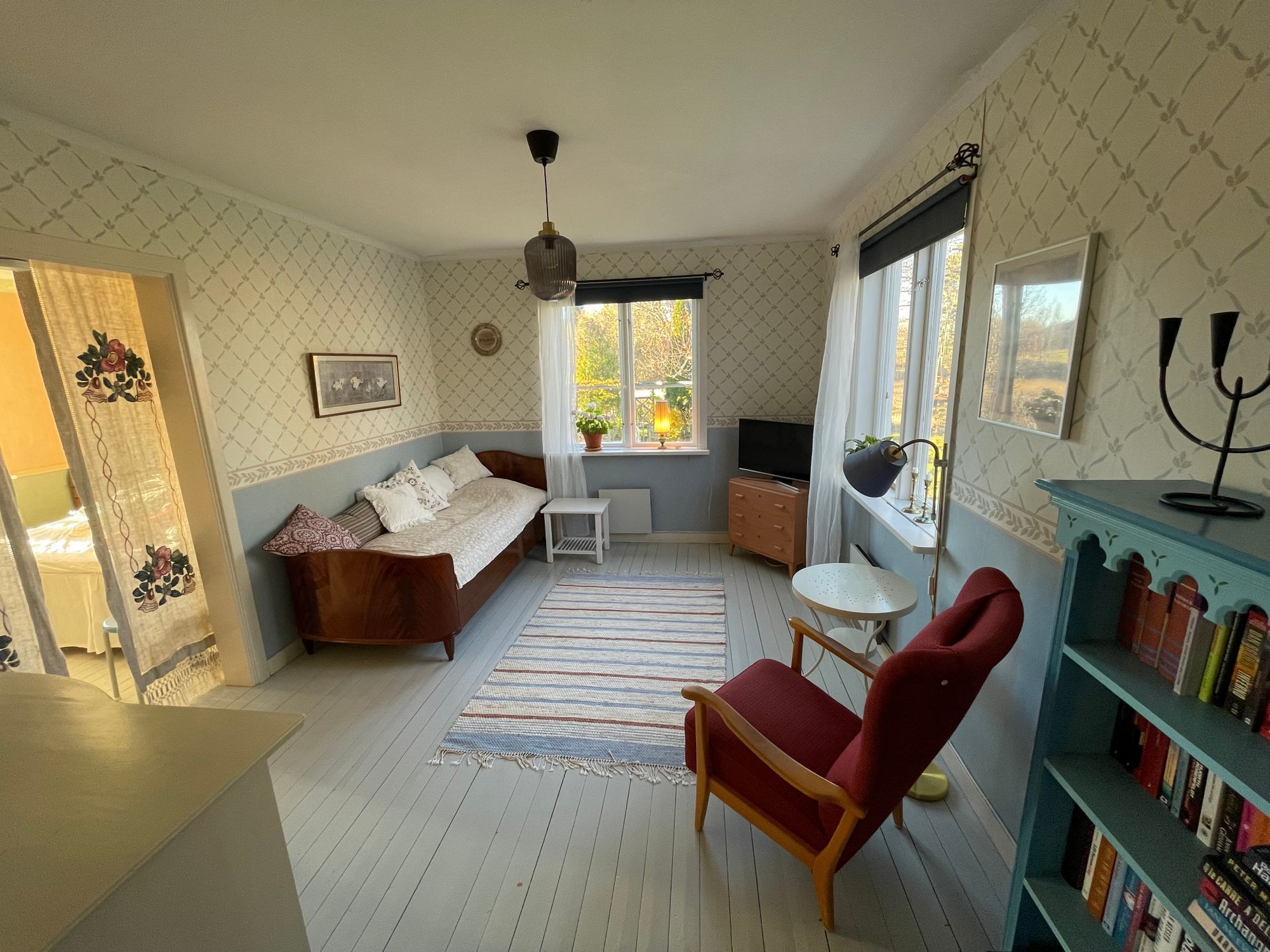 Stort vackert lantligt hus + bastu – bild 12 av 19