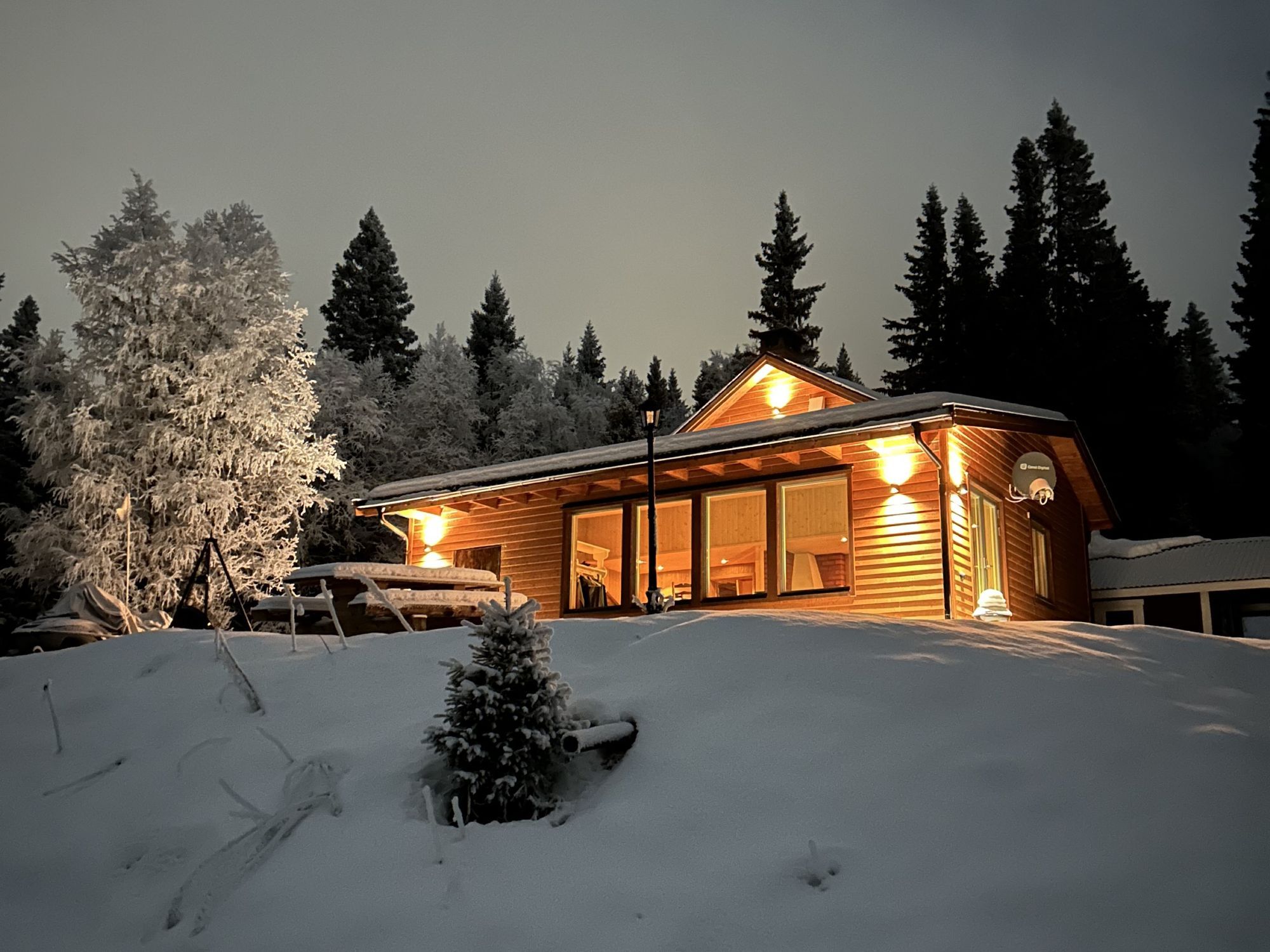 Mysig fjällstuga med ski-in/ski-out 🏔️ – bild 4 av 24