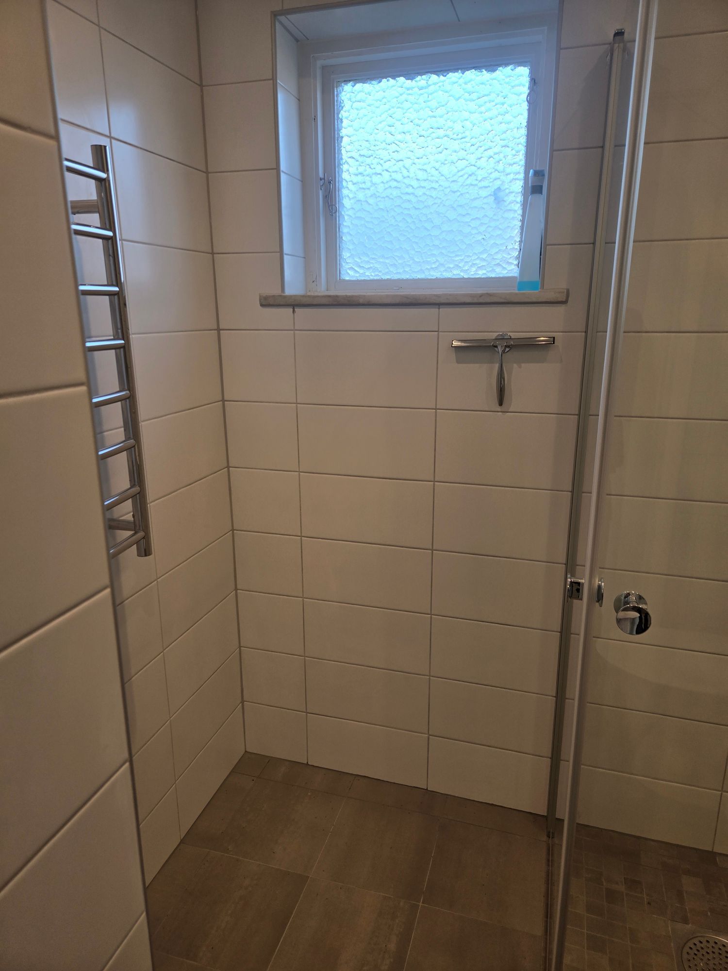 Nyrenoverad bostad i slottsmiljö – bild 11 av 11
