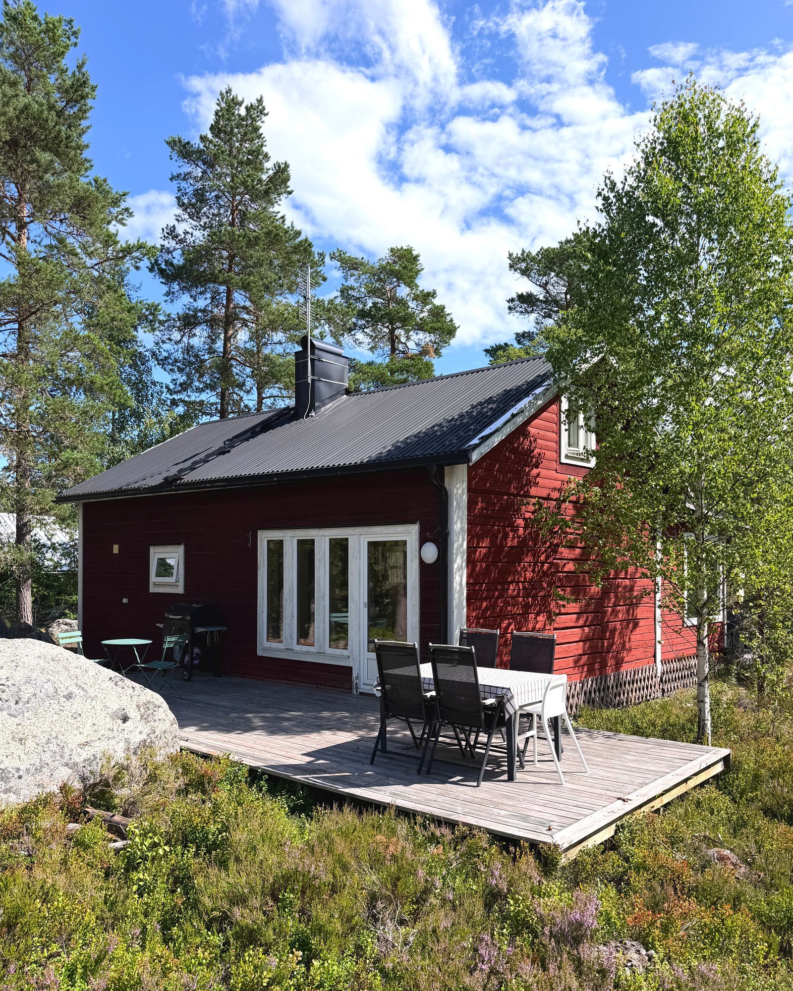 Stuga i Sörfjärden – bild 3 av 12