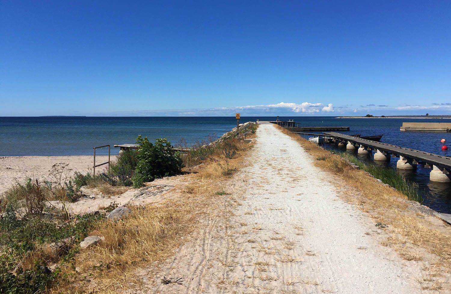 Gotlandshus uthyres i Västergarn, nära bad & golf – bild 11 av 13