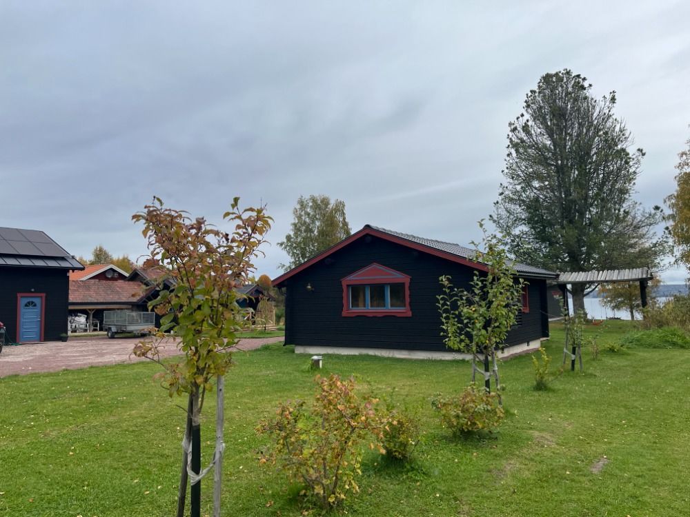 Mysig timmerstuga belägen i Bonäs vid Orsasjön – bild 17 av 17