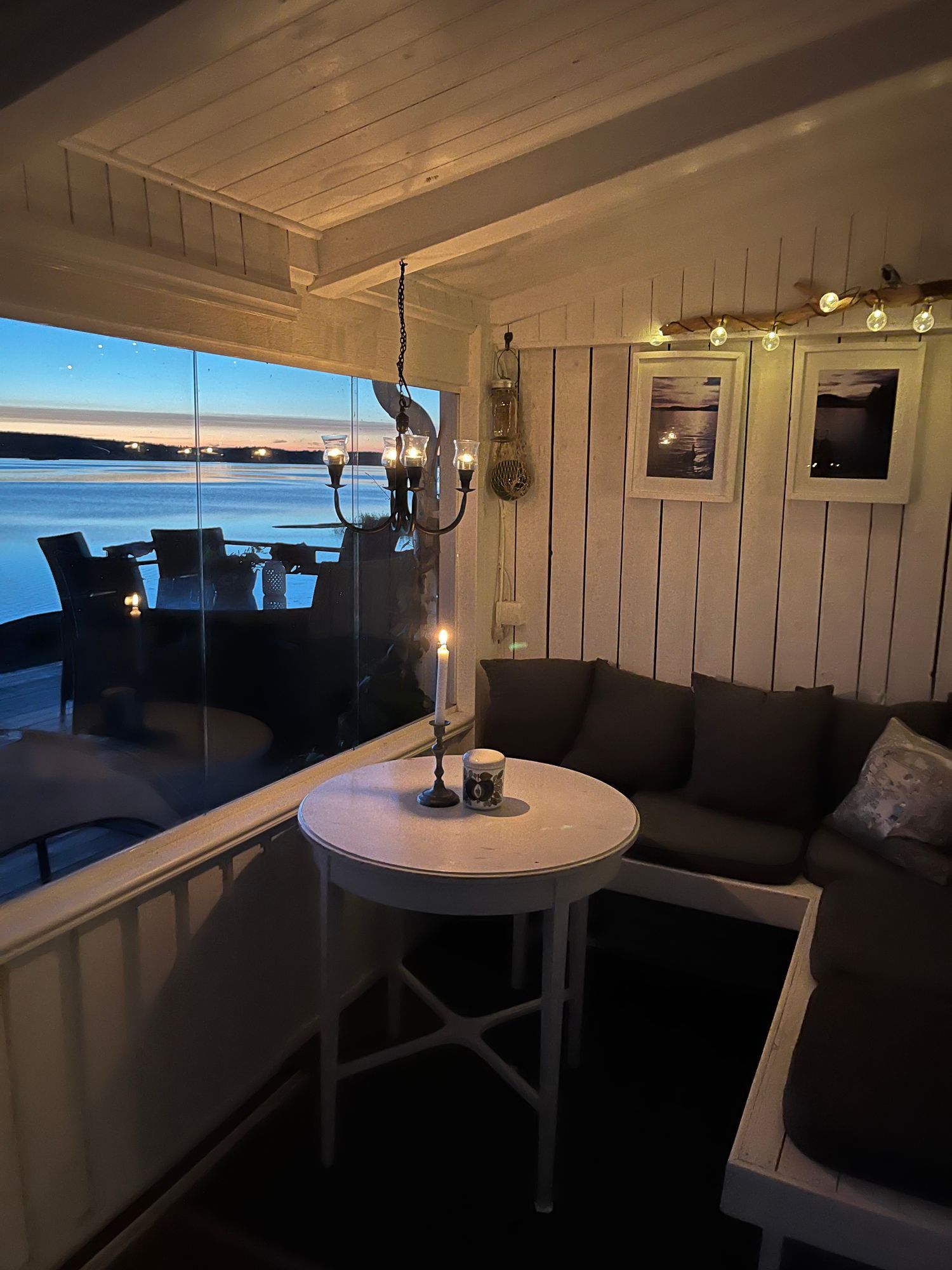 Sommaridyll vid sjö – bild 9 av 24