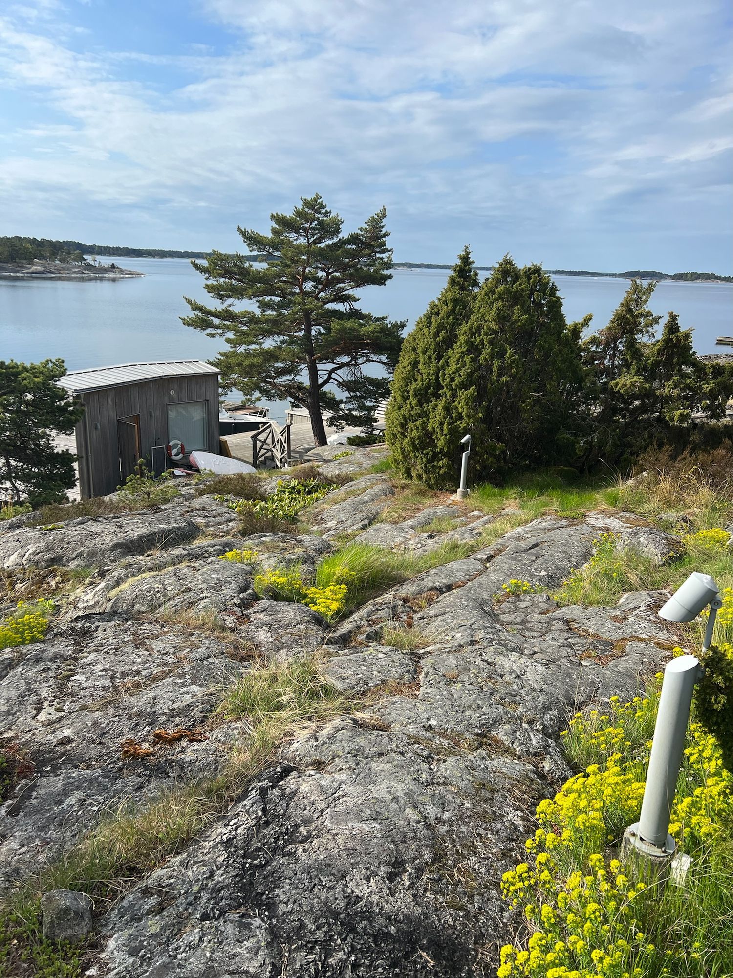 Havsnära i Stockholms Skärgård med egen sjötomt – bild 17 av 24