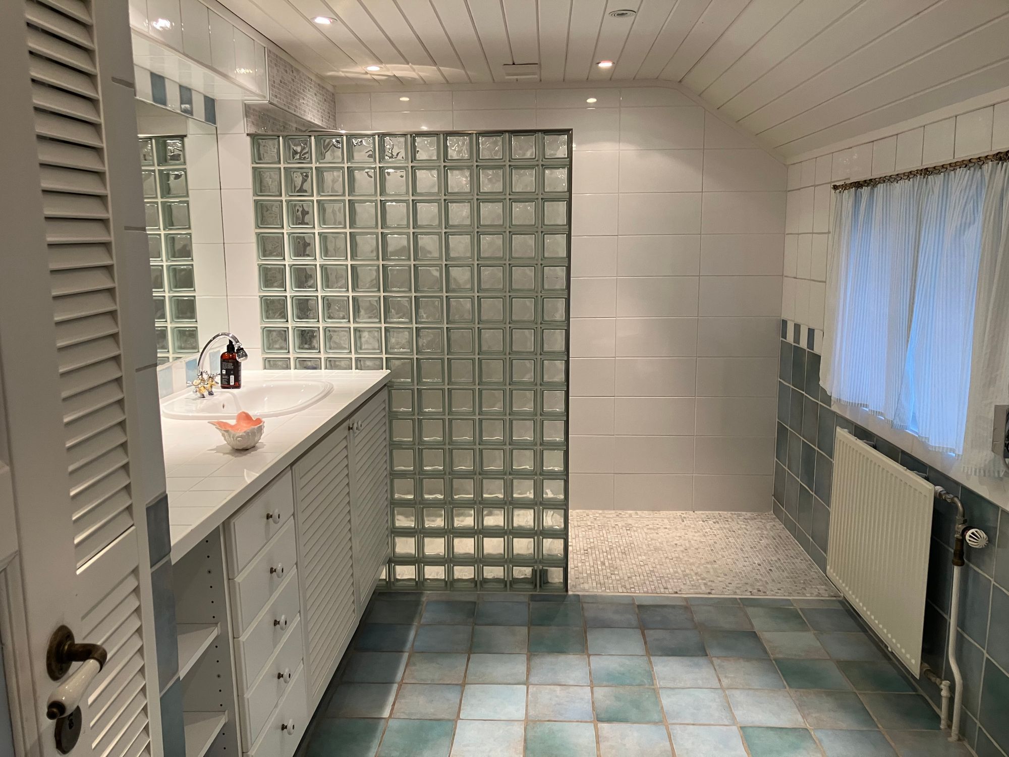 Hus vid havet – bild 4 av 10