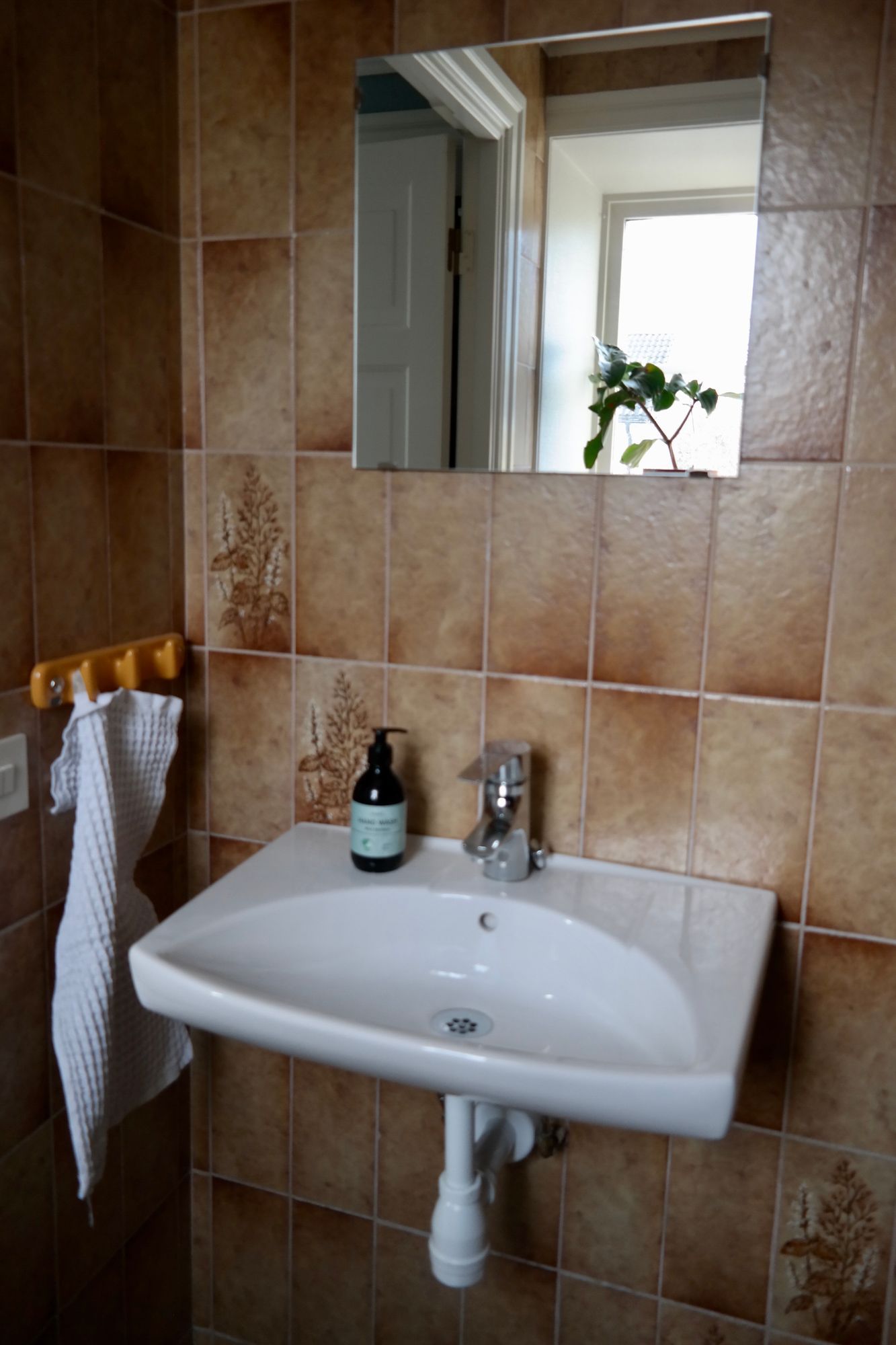 Arkitektritad villa i Visby – bild 14 av 24