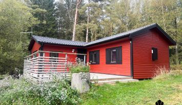 Stuga vid skogskanten – nära Laholm |SE02119