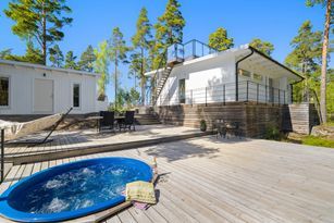 Modern Lyxig Stuga i mellersta skärgård
