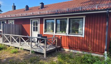 Tandådalen, välutrustade stugor vid Tandåtjärn.