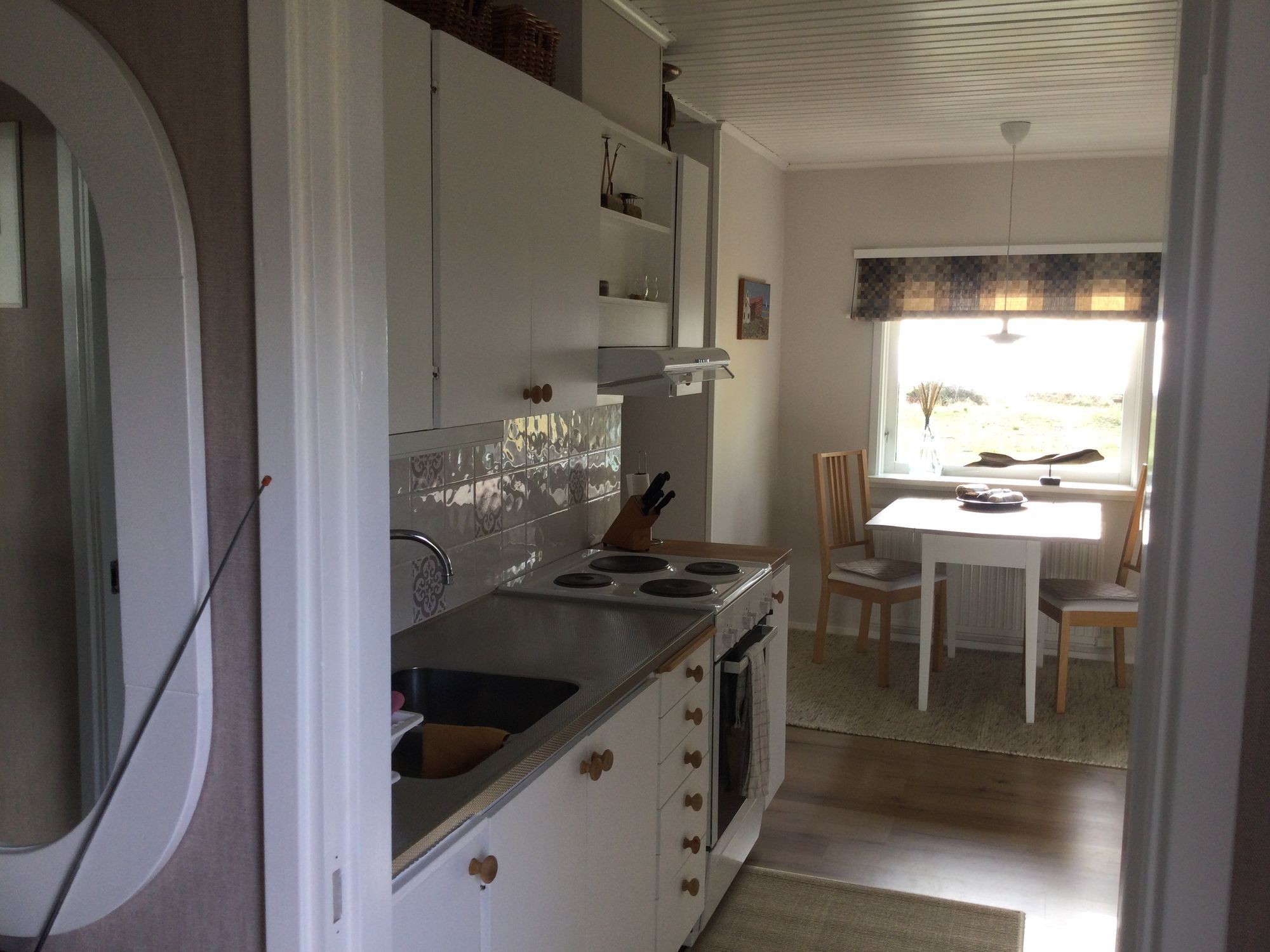 Strandnära stuga uthyres på Österlen. – bild 15 av 24