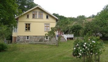 Skärgårdshus med vacker utsikt över Snäckedjupet