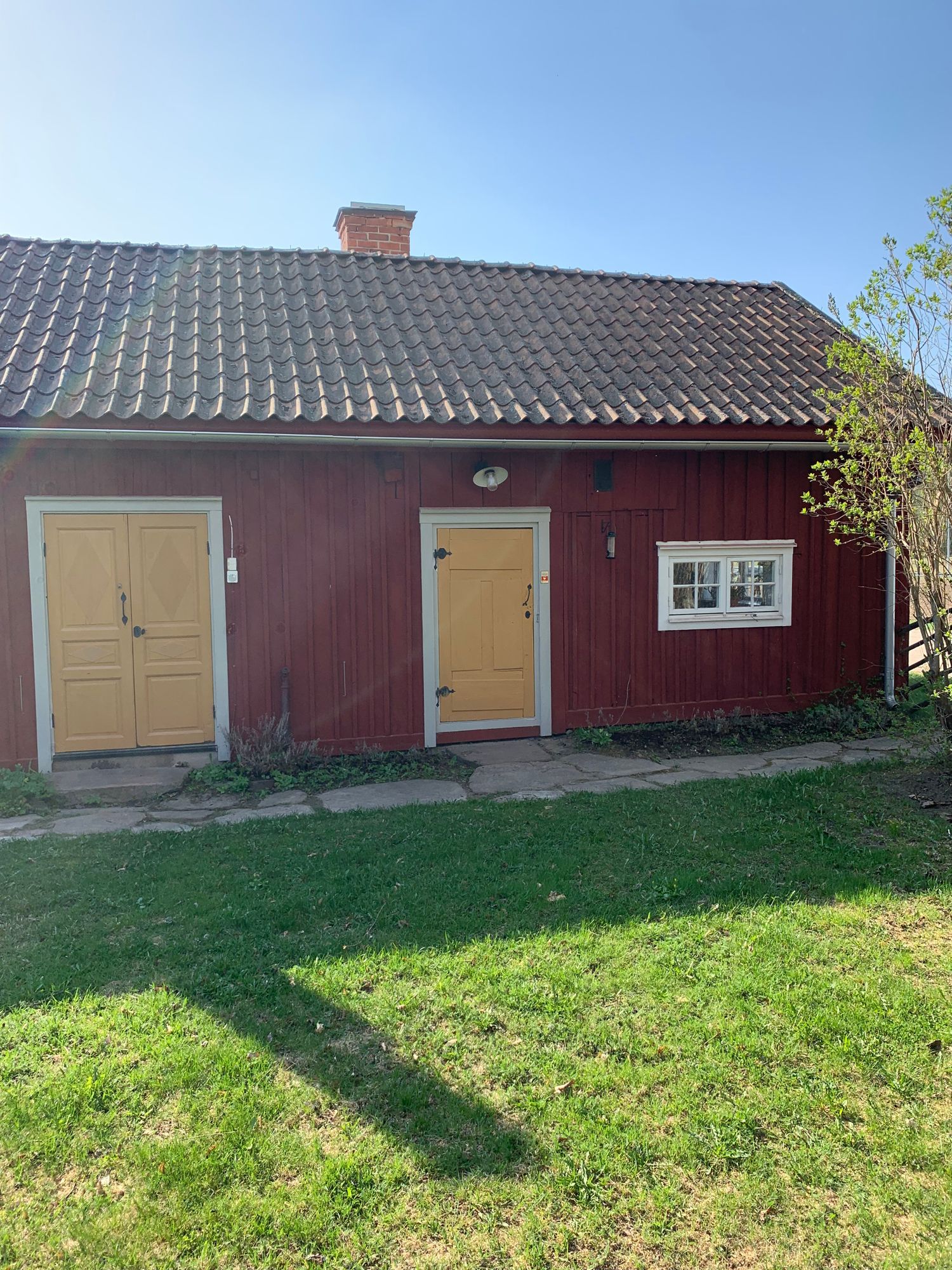 Lantligt boende med närhet till fritid och nöje