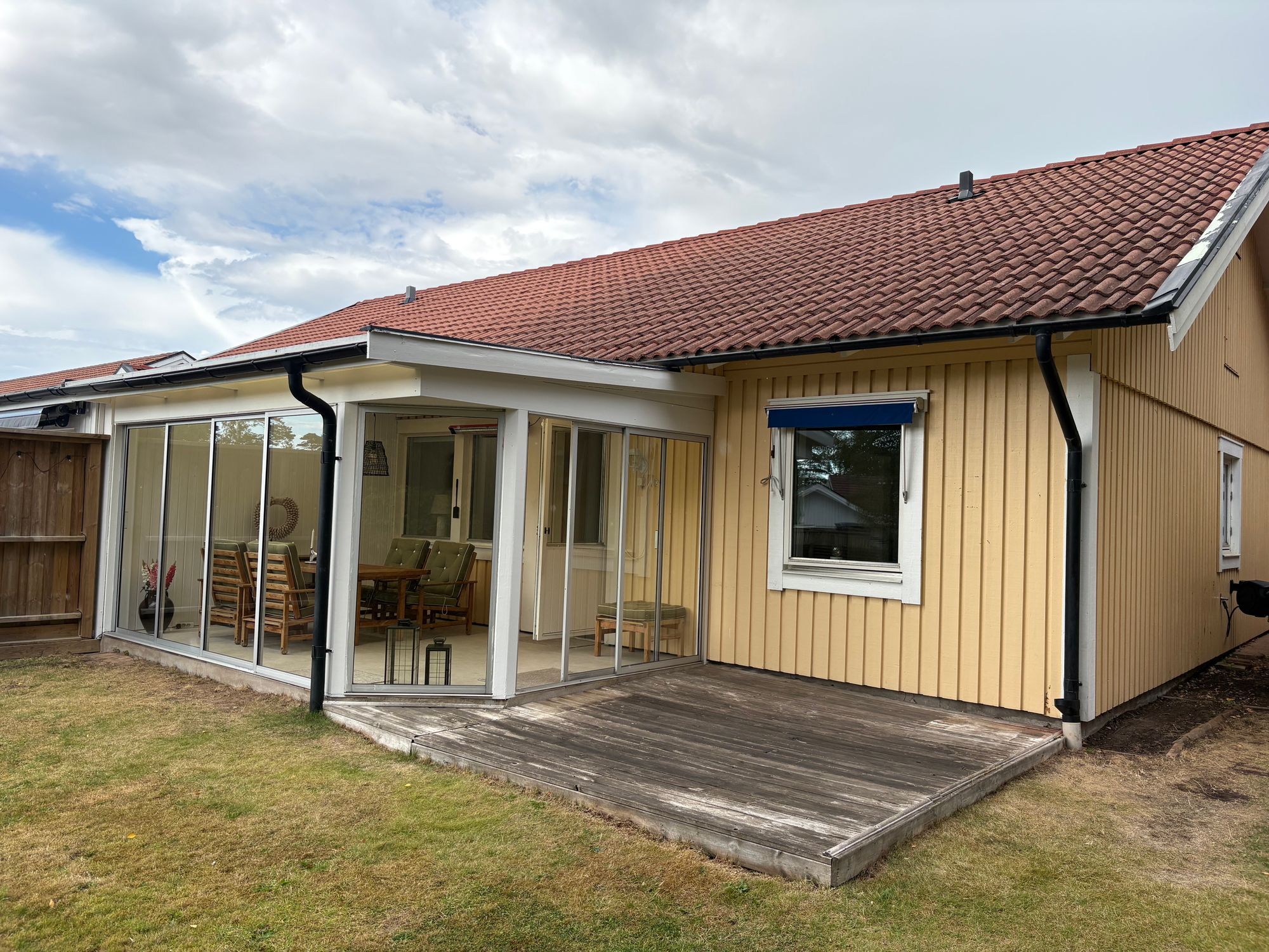 Nyrenoverat parhus i Frösakull – bild 3 av 18