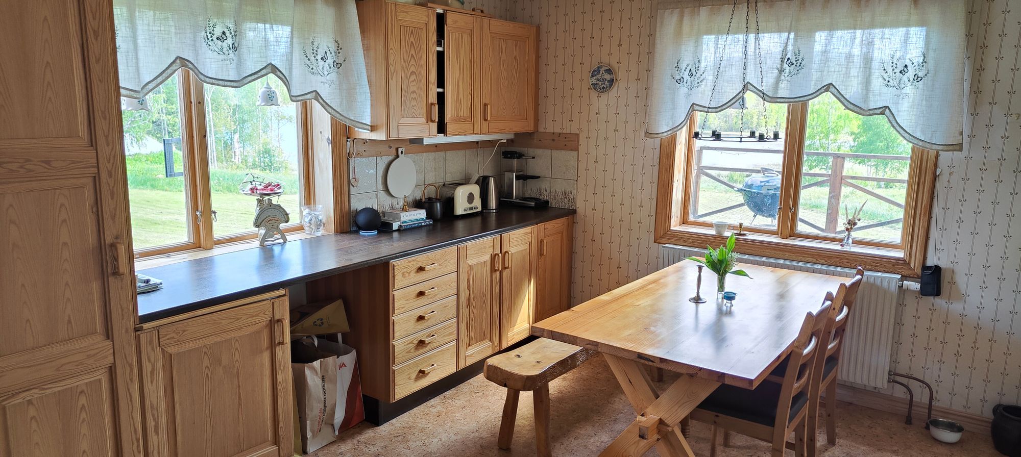 Hus vid insjö i Ässjö, Hassela – bild 19 av 24