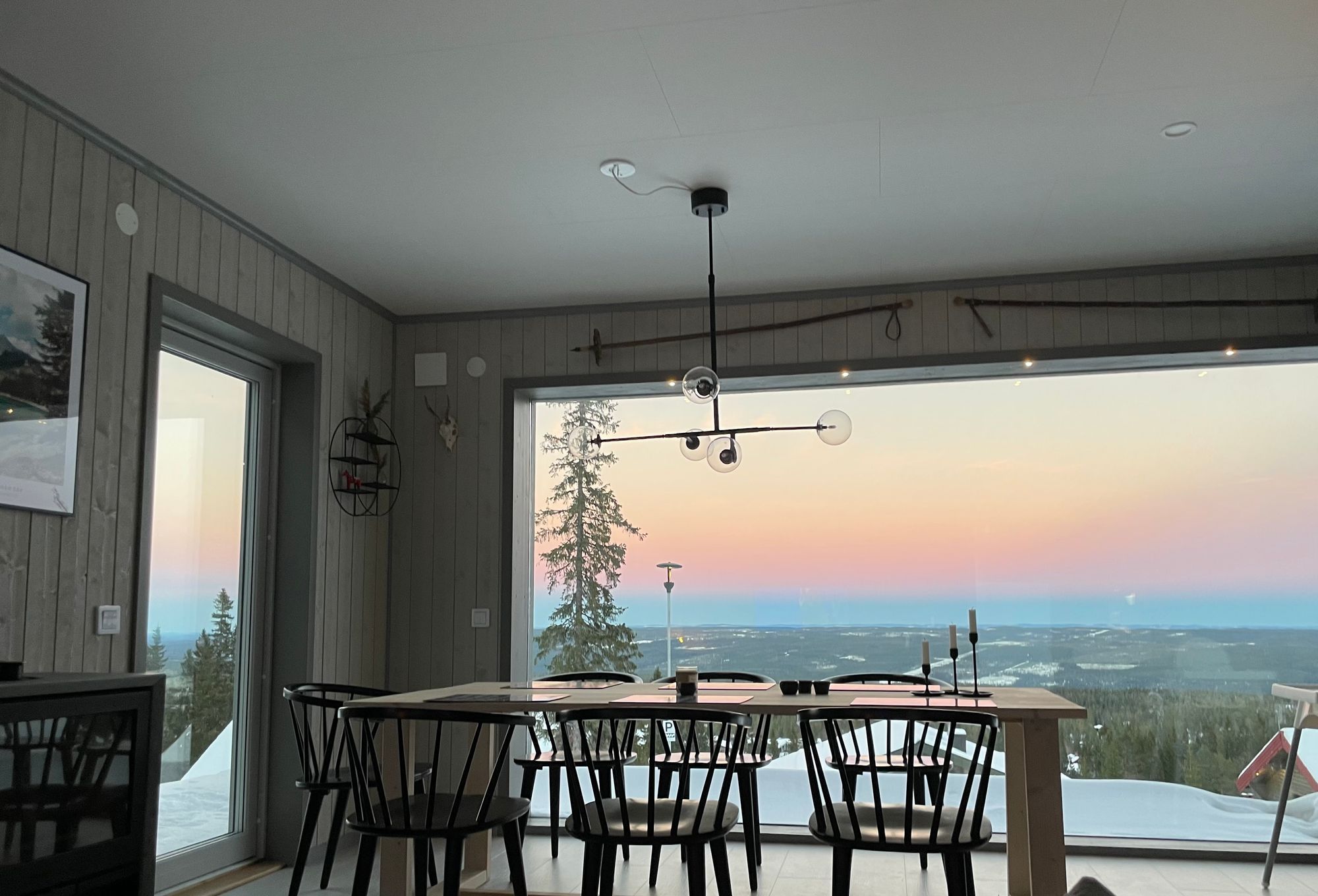 Sälens bästa utsikt! Ski in/out Lindvallen! – bild 2 av 18