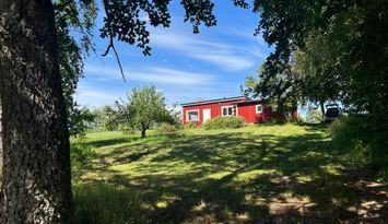 Fritidsstuga i natursköna Småland