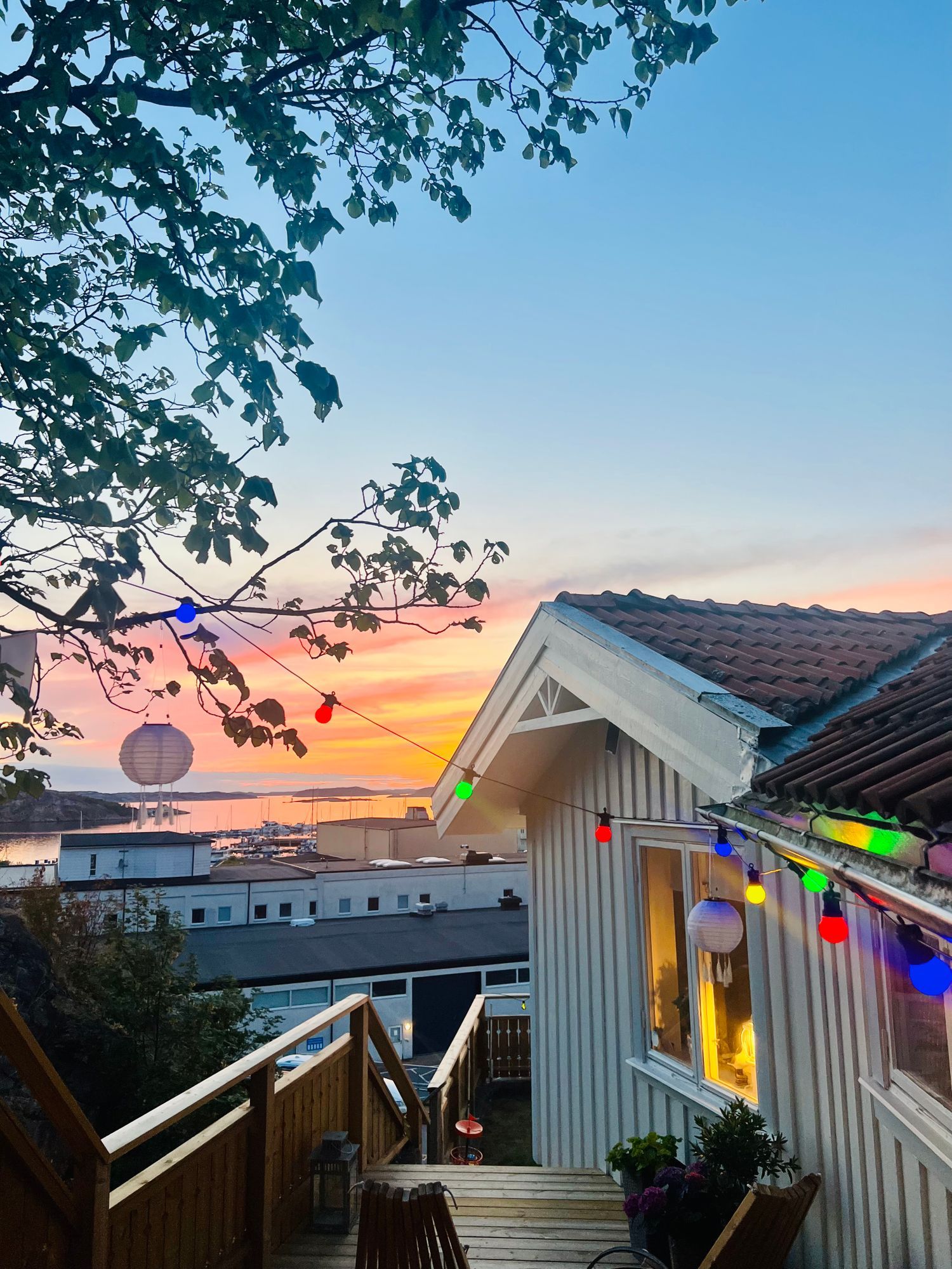 Hus vid havet med bastu & jacuzzi med havsutsikt