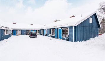 6-b lägenhet vid backen i Kläppen. Utomhusjacuzzi
