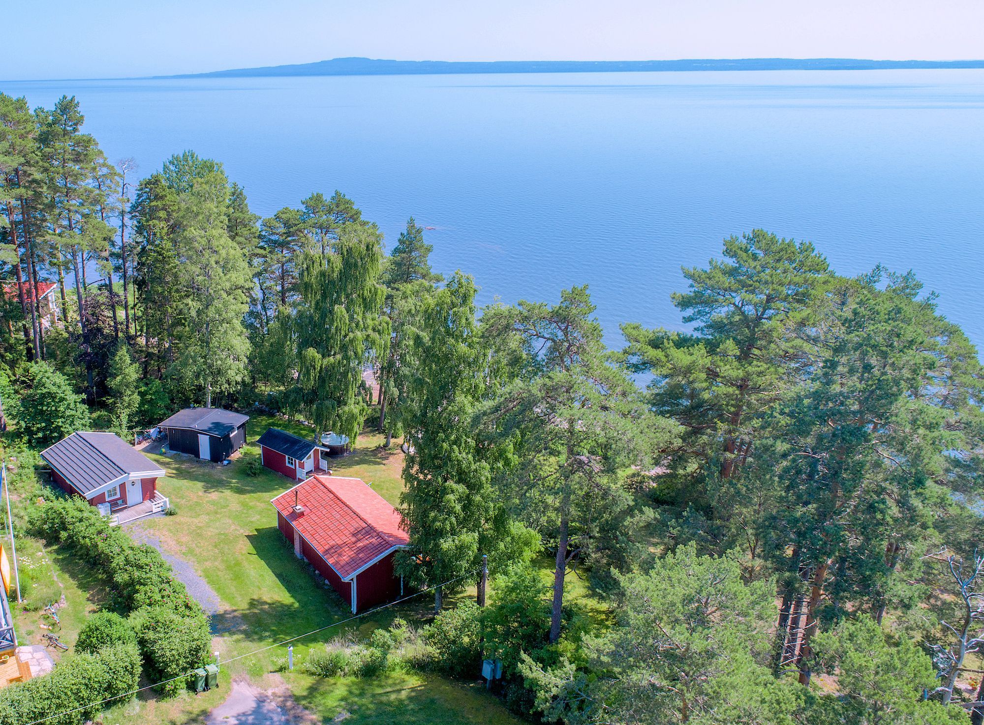 Boende precis intill Vänern med Bastu!