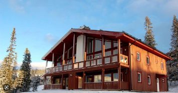 Åre Björnen magisk utsikt med ski-in/out.