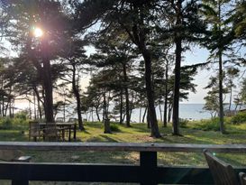 Mysig hus 50m från havet