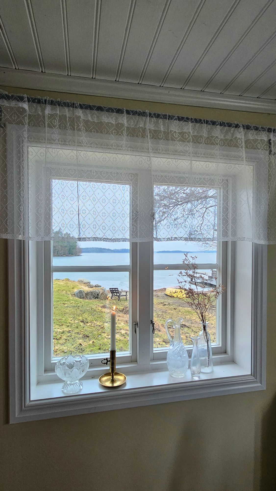 Sjöstuga vid Mälaren – brygga, roddbåt & bastu – bild 14 av 24