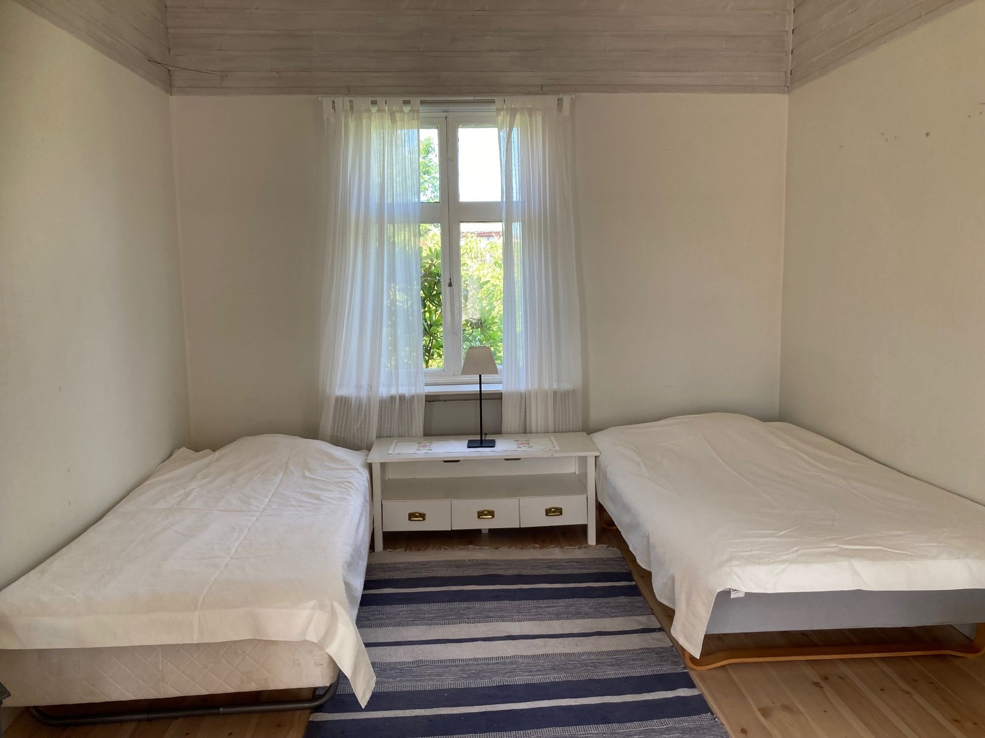 Mysigt hus på landet nära Skara. – bild 13 av 17