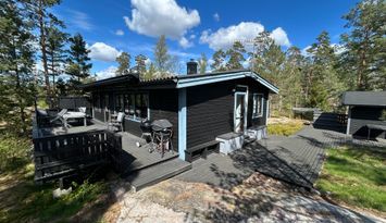 Sommarstuga i Sankt Anna skärgård