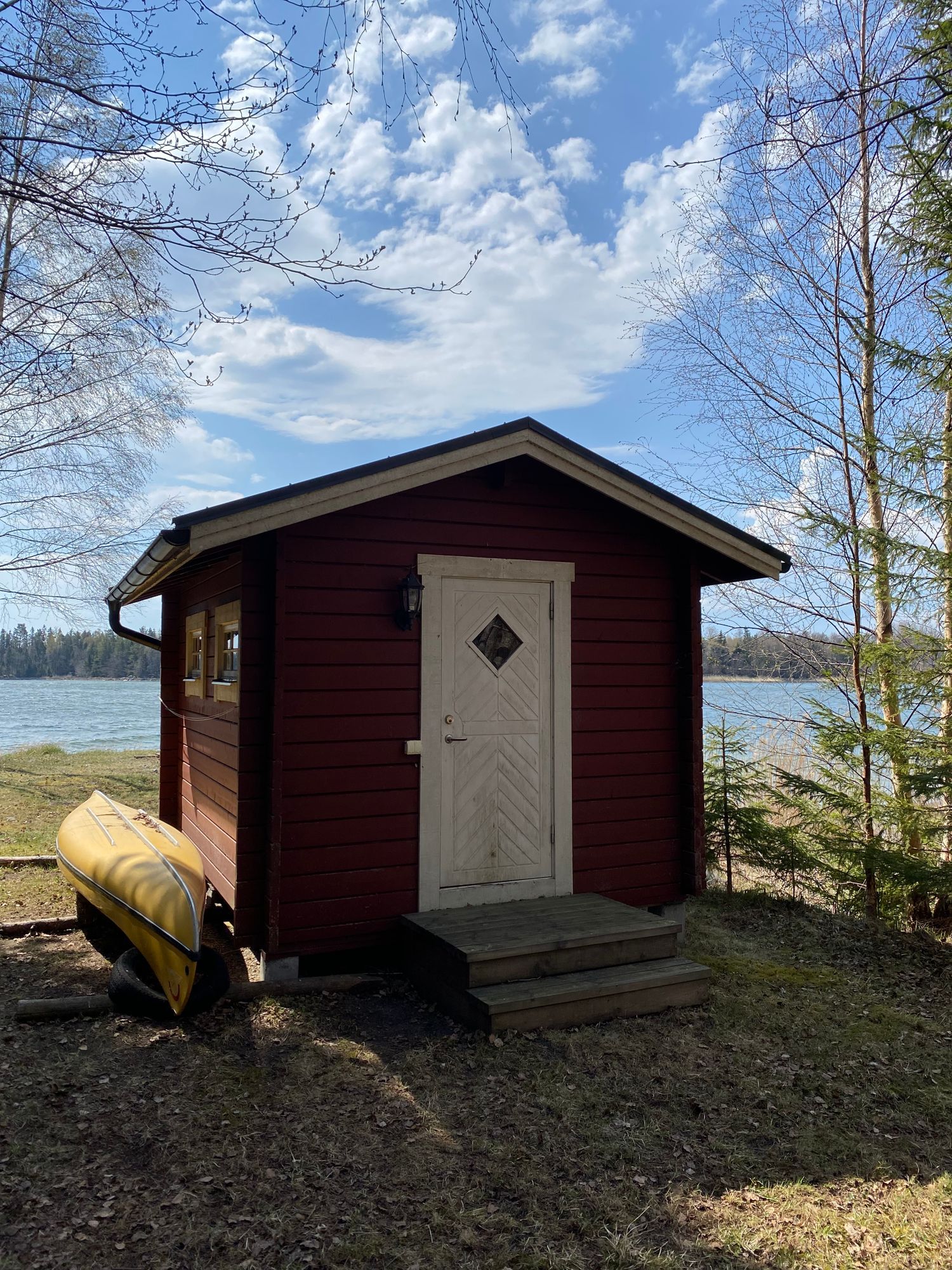 Stuga vid havet, skyddat läge, bastu o egen brygga – bild 5 av 24
