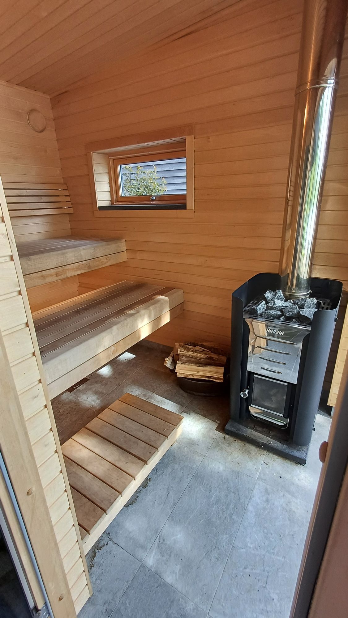 Sjöhuset - båtar, strand, bastu, brygga och grill! – bild 22 av 24