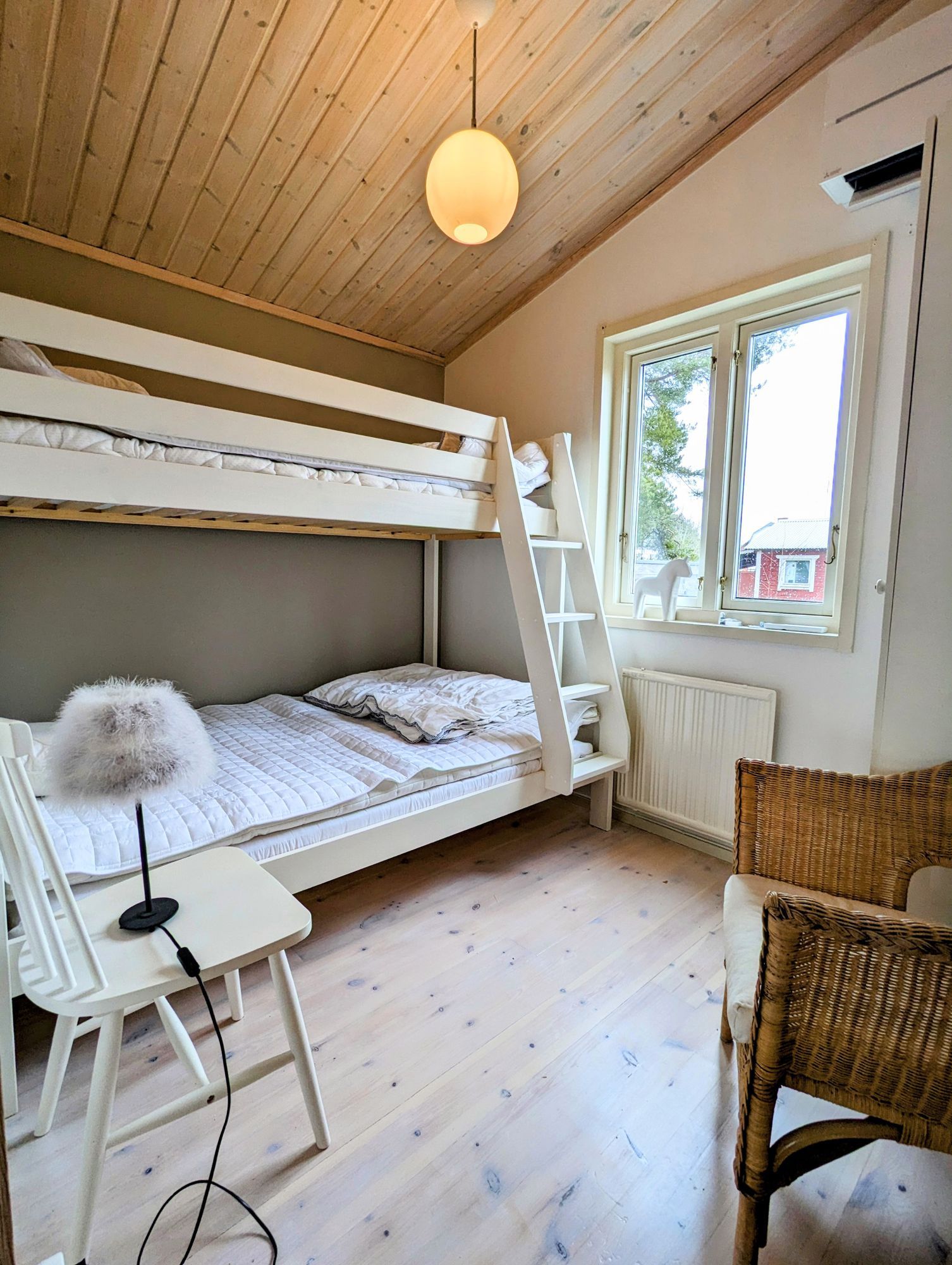 Hus i underbara Ljugarn – bild 10 av 15