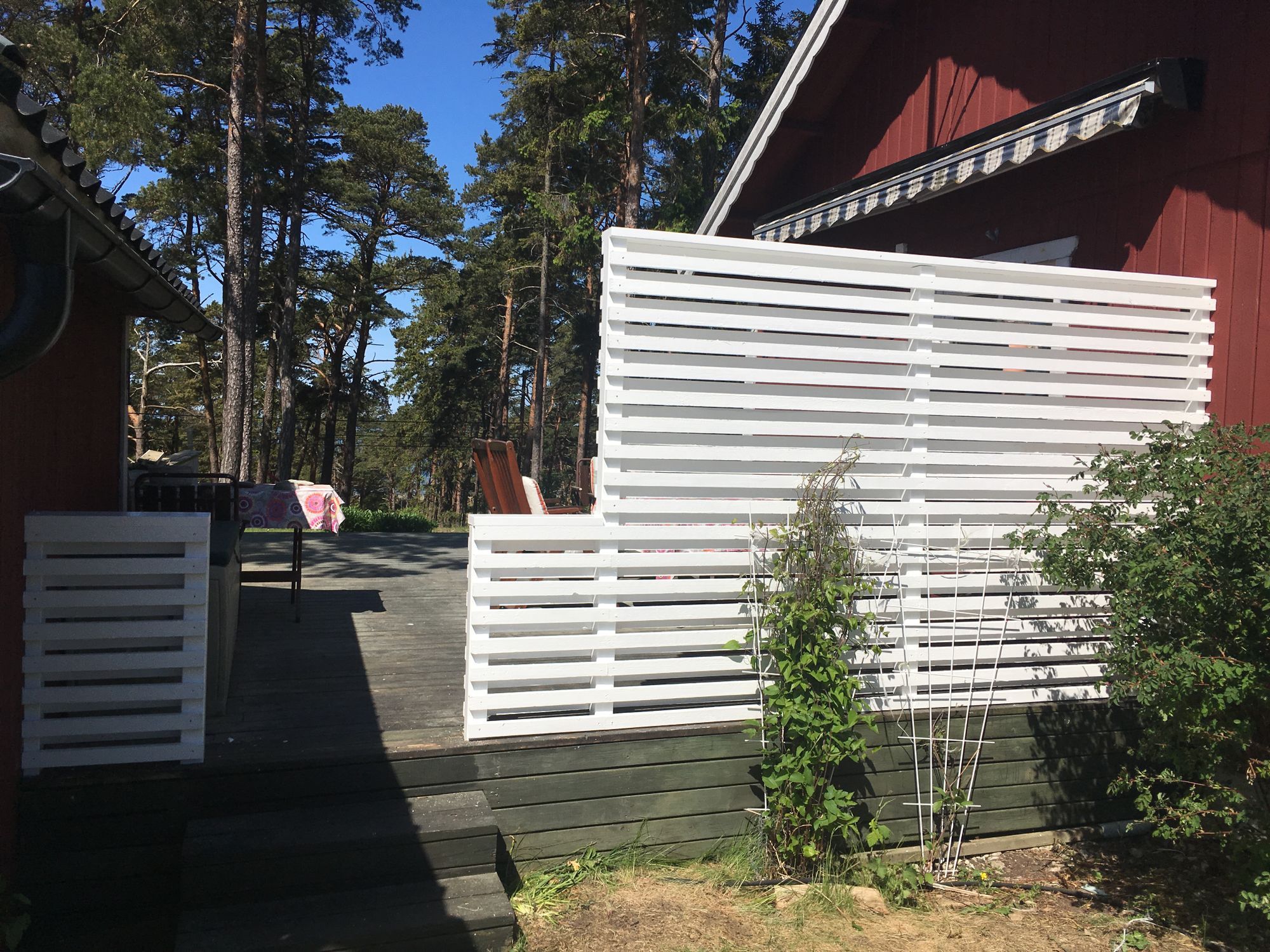 Fritidshus i Djupvik på Ekstakusten på Gotland – bild 3 av 13