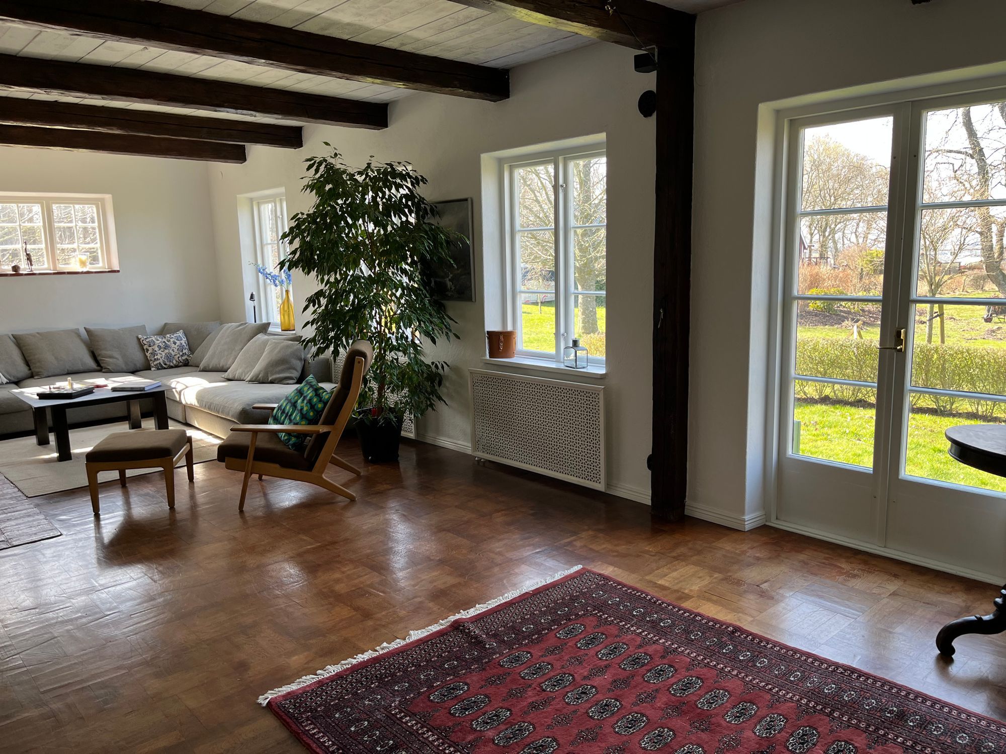Sommaridyll i vackert stenhus med magiska vyer! – bild 14 av 19