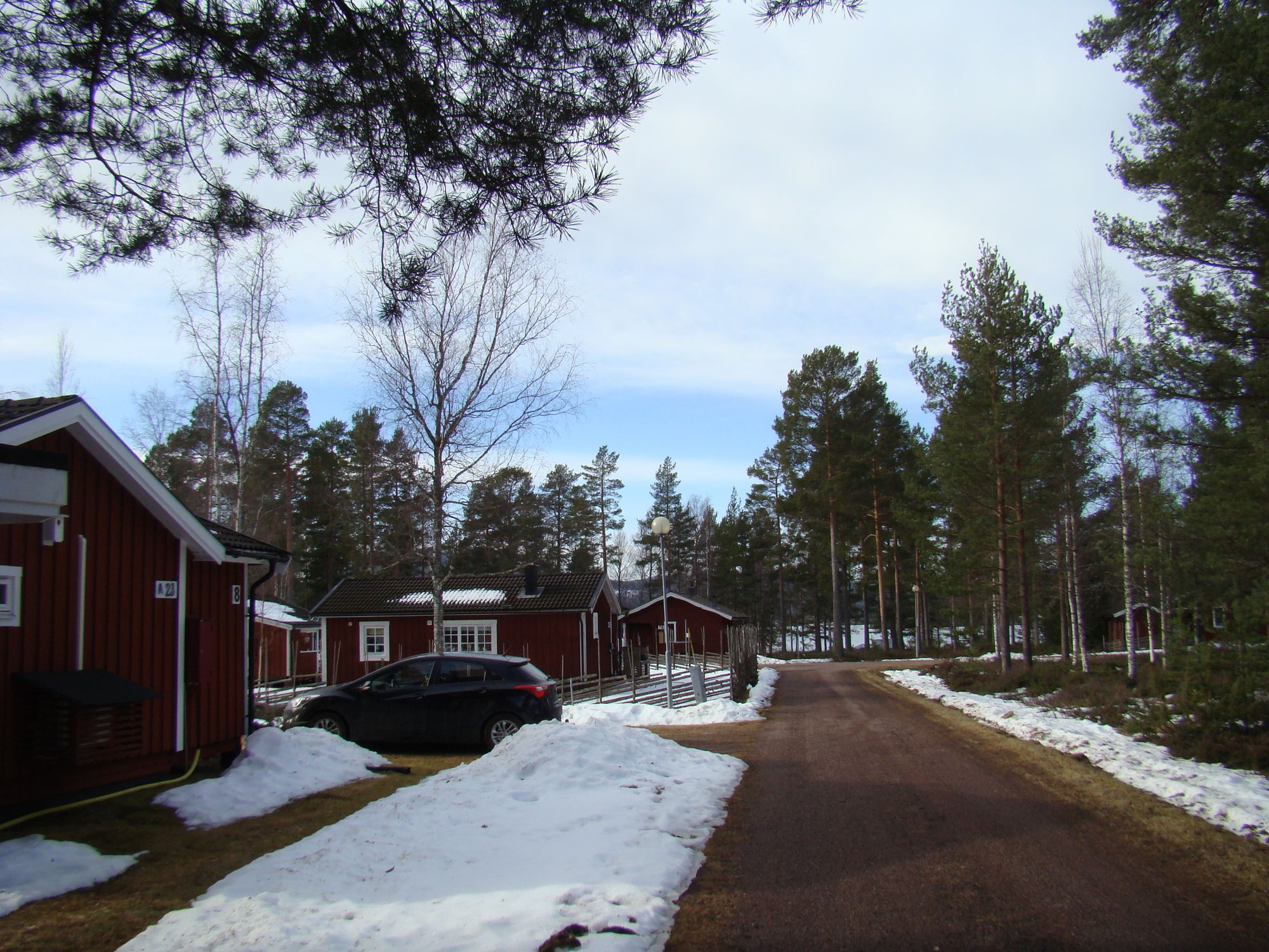 Stuga på Sollerön med nära till Gesundaberget – bild 4 av 24