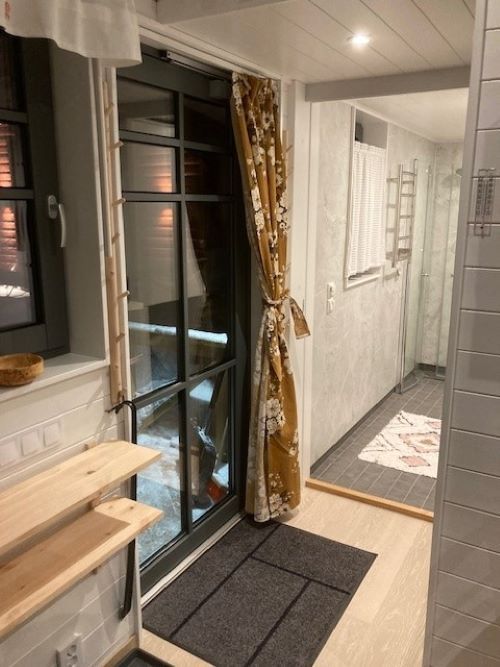 Nybyggt attefallshus med alla moderniteter – bild 7 av 11