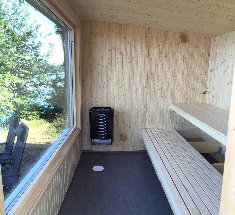 Sommarhus med strand, brygga och bastu vid sjön! – bild 10 av 24